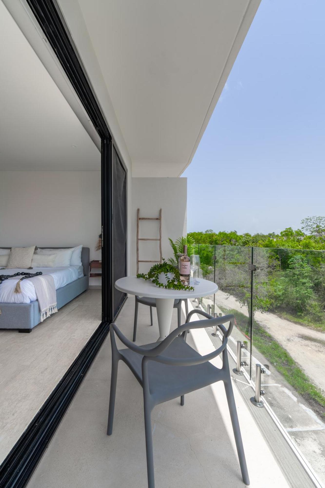 Tropical Jungle At Lagunas - Panoramic Pool & Gym Apartment