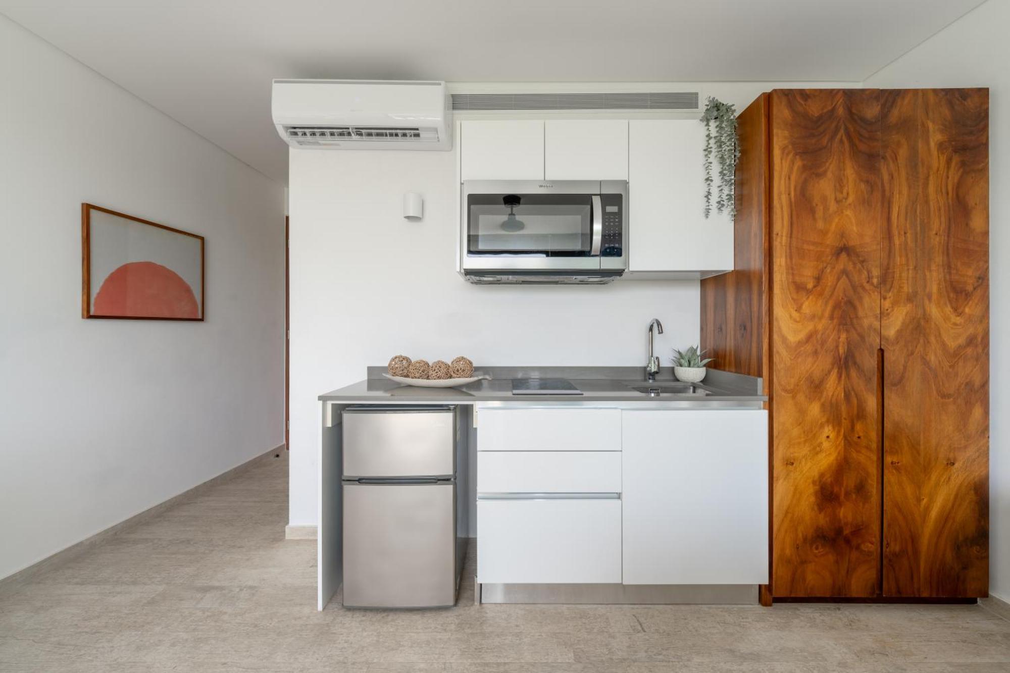 Tropical Jungle At Lagunas - Panoramic Pool & Gym Apartment Tulum
